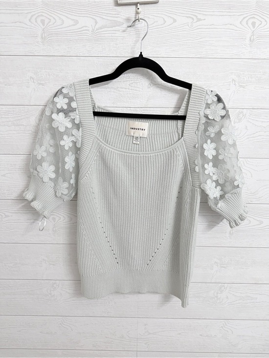 INDUSTRY Tops - Industry Women’s Mint Green Knit  Square-Neck Top with Floral Sleeves. Size L
